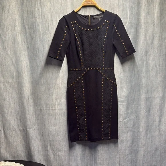 🏴 BCBGMaxAzria Mini Dress with Crew Neck size XS - Picture 2 of 11